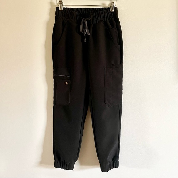 Luuna Astra Jogger Scrub Pants - Picture 6 of 9